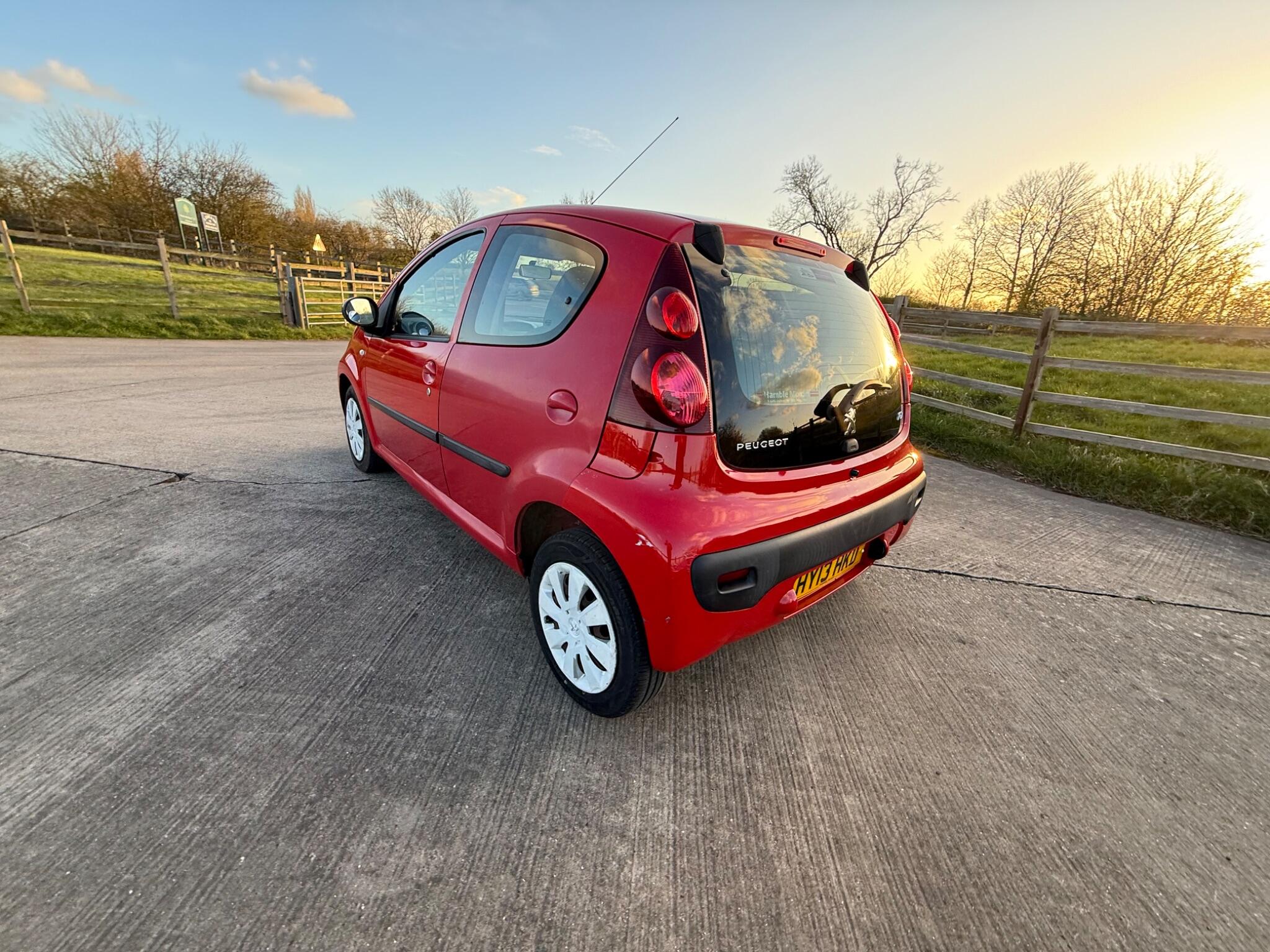 Peugeot 107 1.0 12V Active Euro 5 5dr — photo 55 of 86